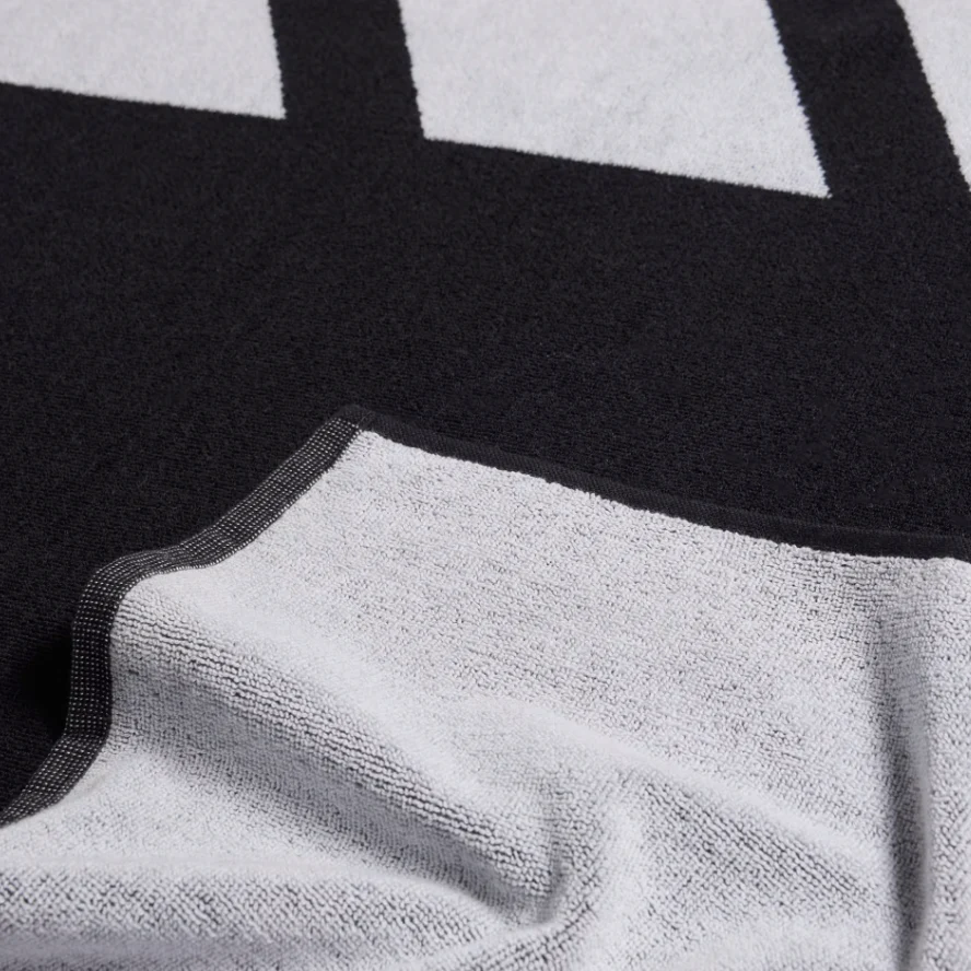 Adidas 3Bar Towel Large - Image 6