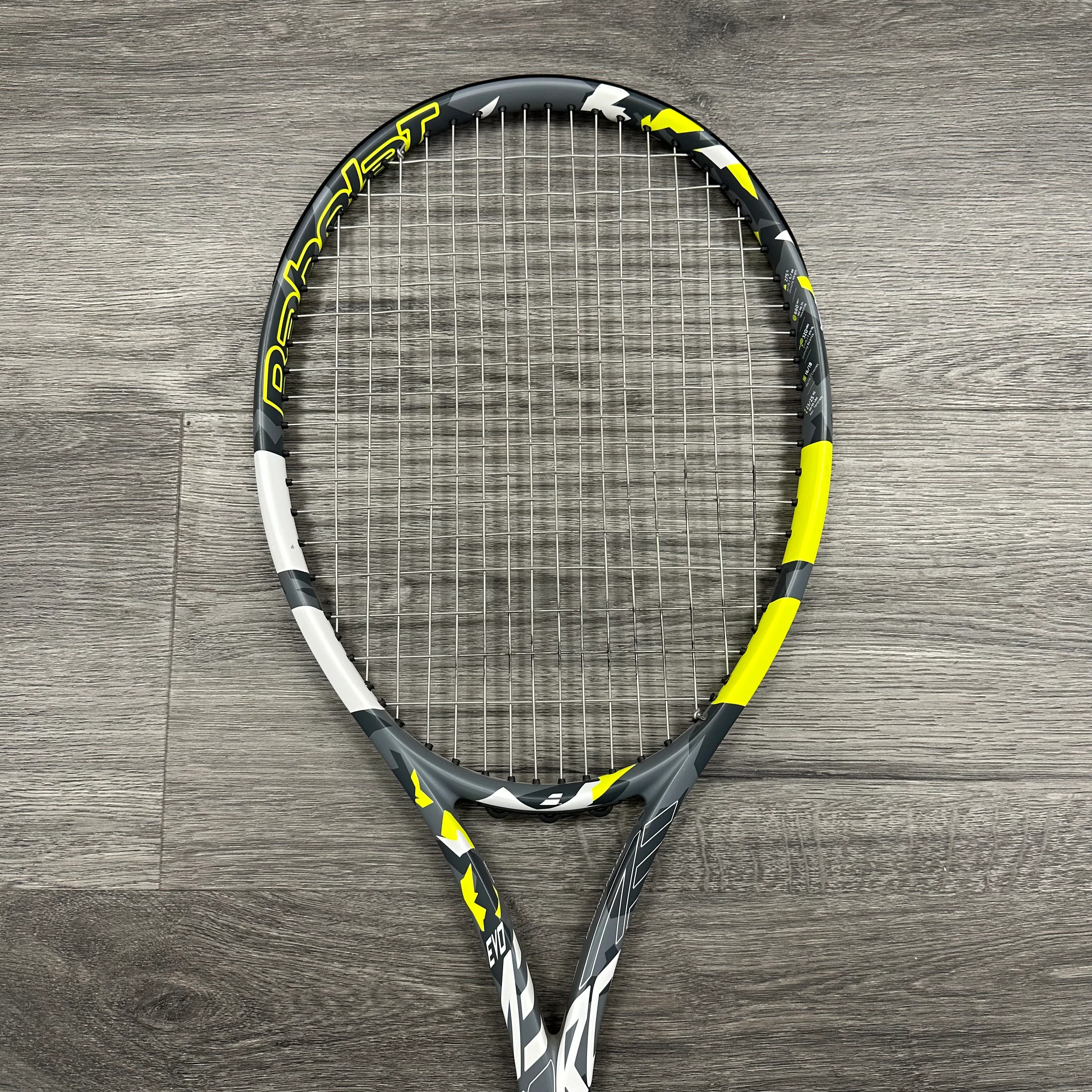 Babolat Evo Aero Tennis Racket OUTLET - Image 2