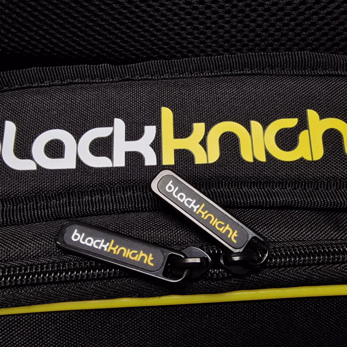 Black Knight Competition 9 Racket Bag - Image 3