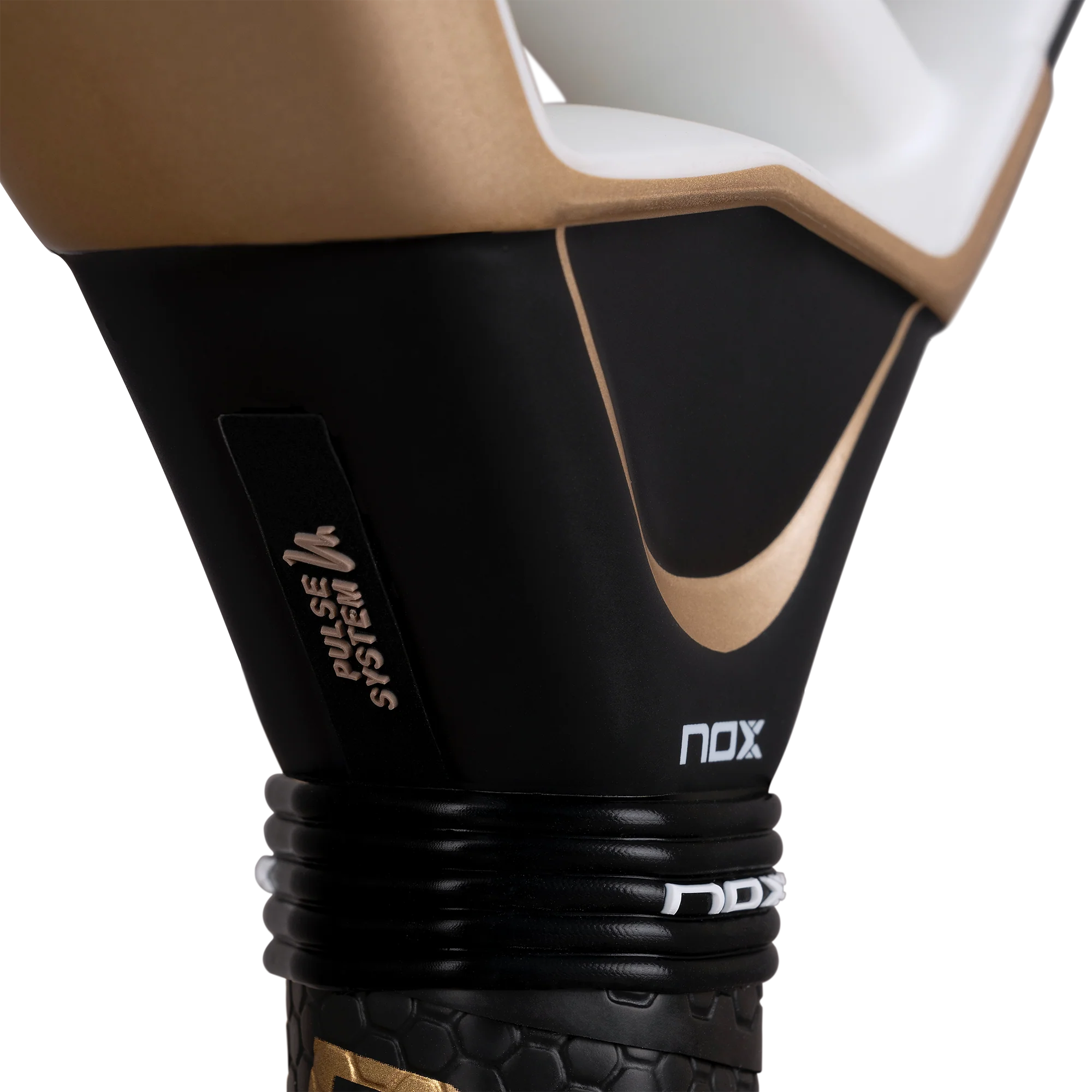 Nox AT10 Genius 18K Alum Agustin Tapia Padel Racket 26 - Image 8