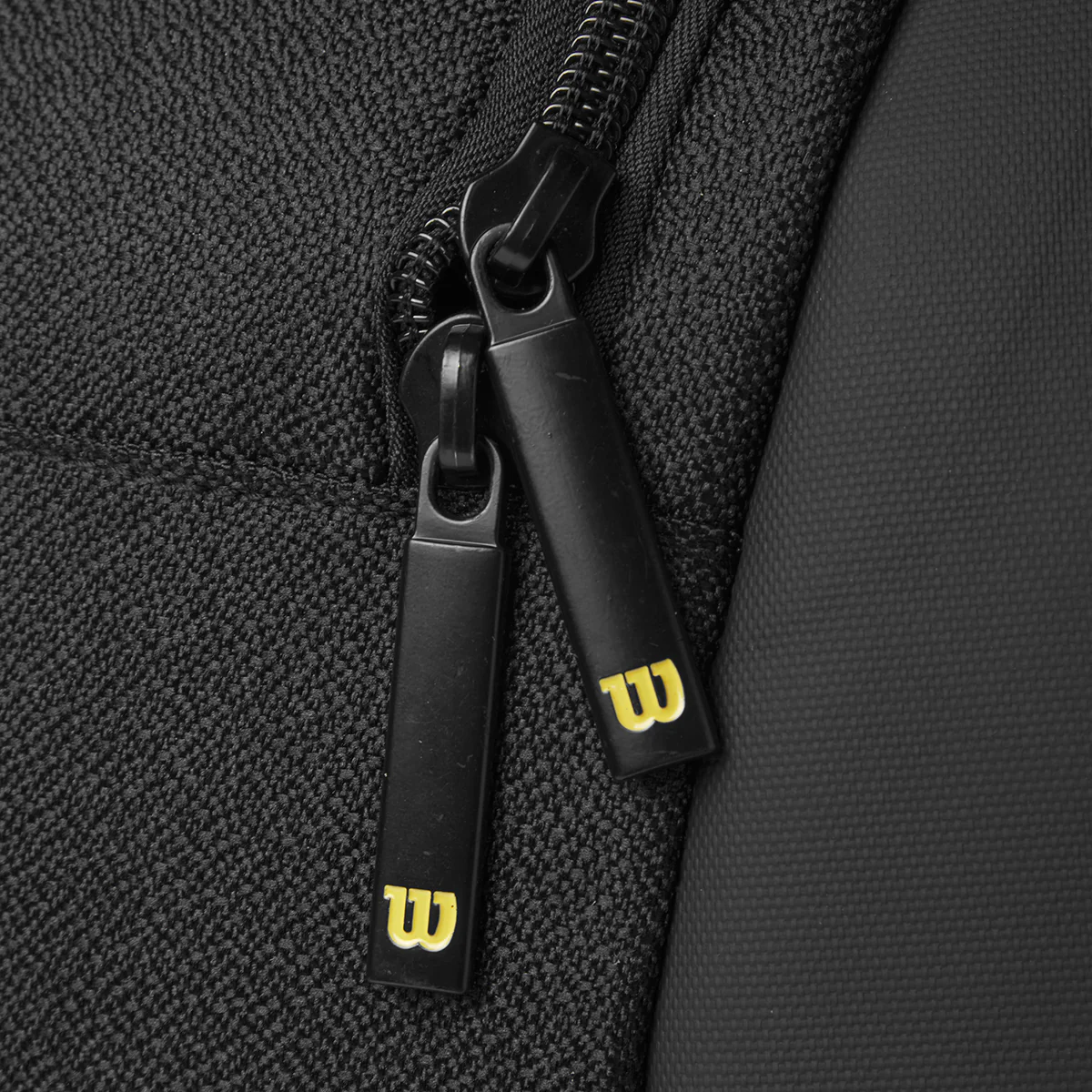 Wilson Bela Super Tour Padel Bag Black - Image 4